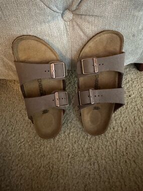 Birkenstock Kids Double-Buckle Slide Sandals in Brown/LIKE NEW-ONLY WORN TWICE